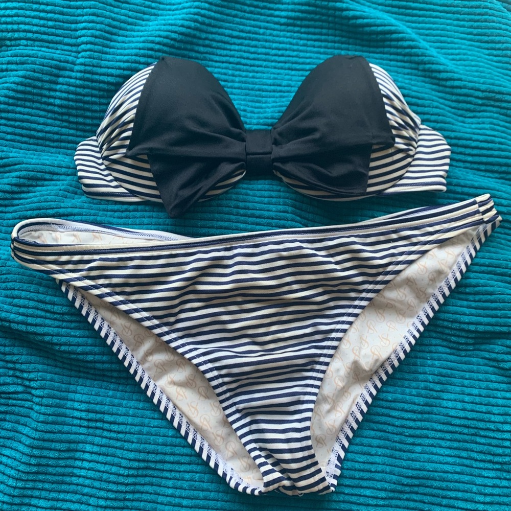 VS Bow Bikini